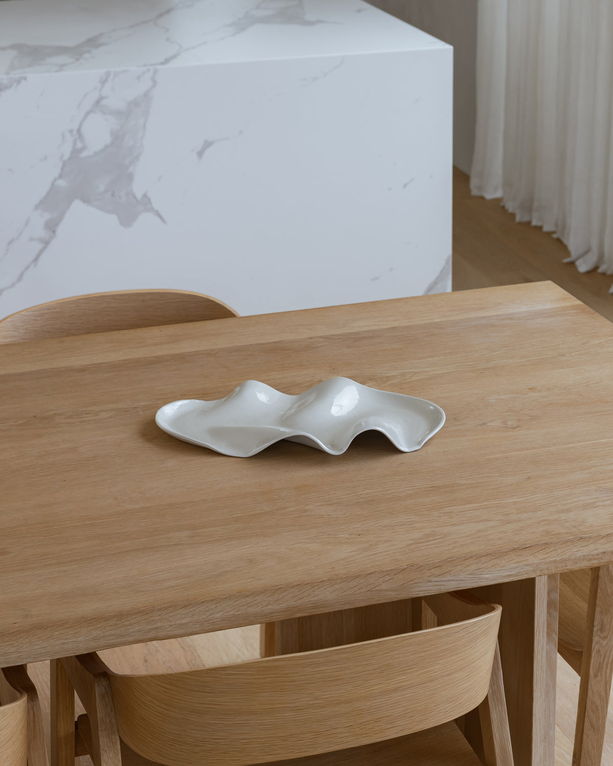 Slightly Boring Platter Medium - Sand Dune