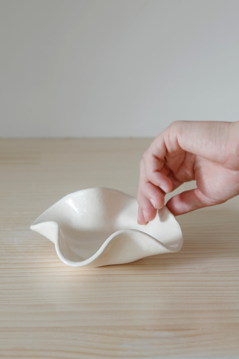 Sand Dune Mini Lilly Bowl