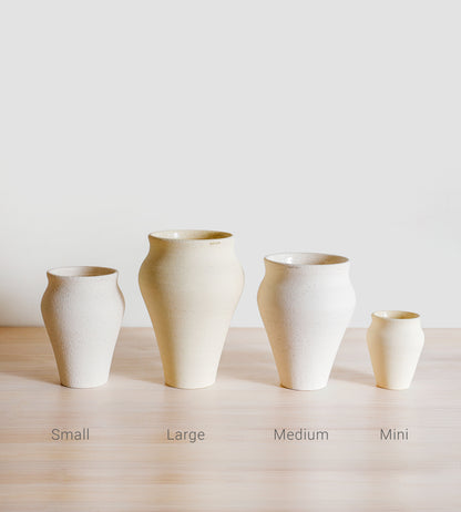 The Vase  |  Medium  |  Black Sand